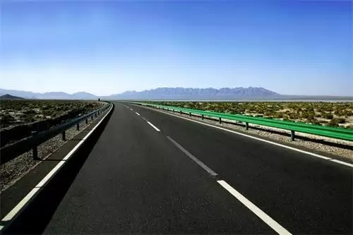 青海茶格高速公路圖片